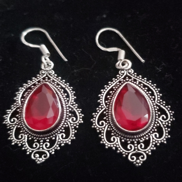 unbranded Jewelry - Earrings  nwot